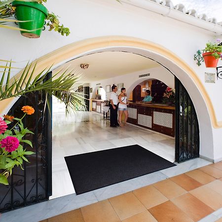 Hotel Globales Pueblo Andaluz San Pedro de Alcántara Interior foto