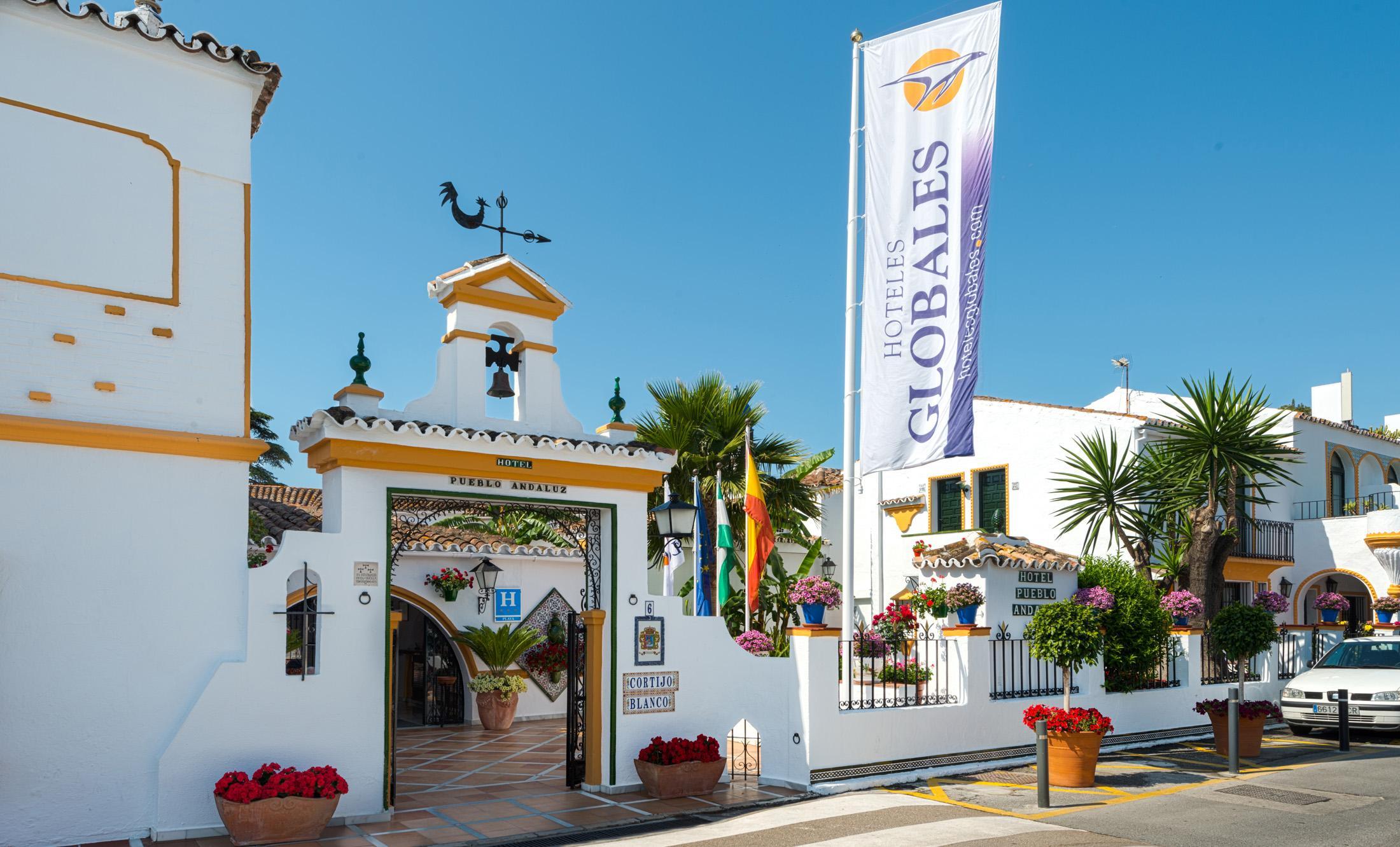 Hotel Globales Pueblo Andaluz San Pedro de Alcántara Exterior foto